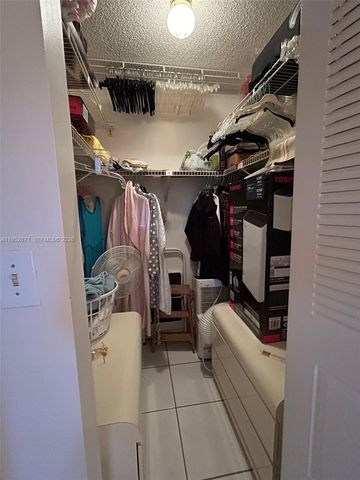 5640 SW 3rd Pl 212, Margate, FL 33068