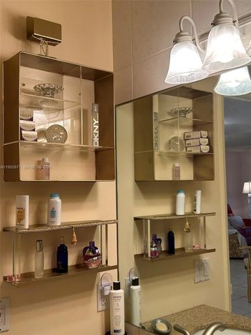 5640 SW 3rd Pl 212, Margate, FL 33068