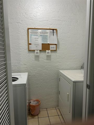 5640 SW 3rd Pl 212, Margate, FL 33068