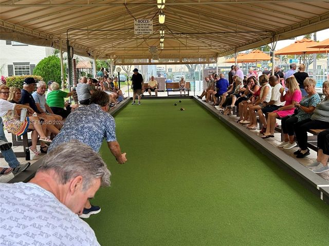 5640 SW 3rd Pl 212, Margate, FL 33068