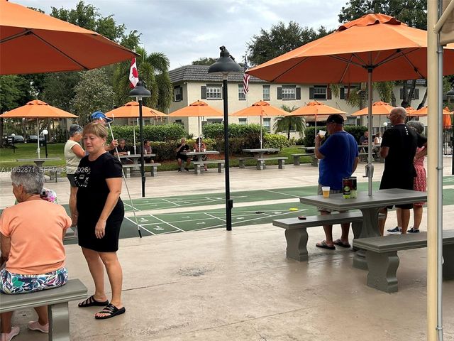 5640 SW 3rd Pl 212, Margate, FL 33068