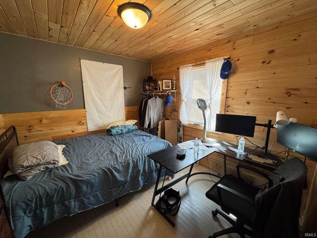 2787 southway, Rochester, IN 46975