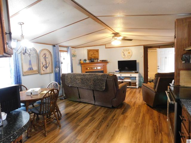 138 White Dove Lane, Gilbertsville, KY 42044