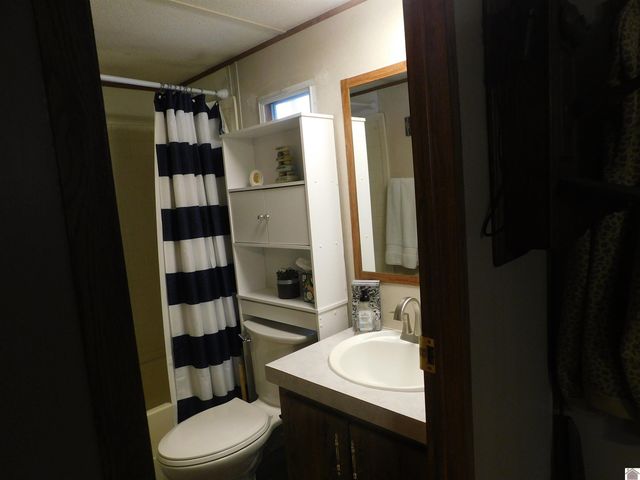 138 White Dove Lane, Gilbertsville, KY 42044