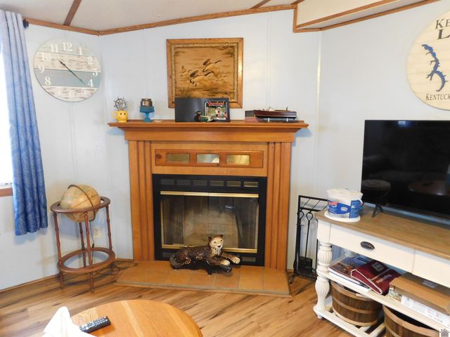 138 White Dove Lane, Gilbertsville, KY 42044