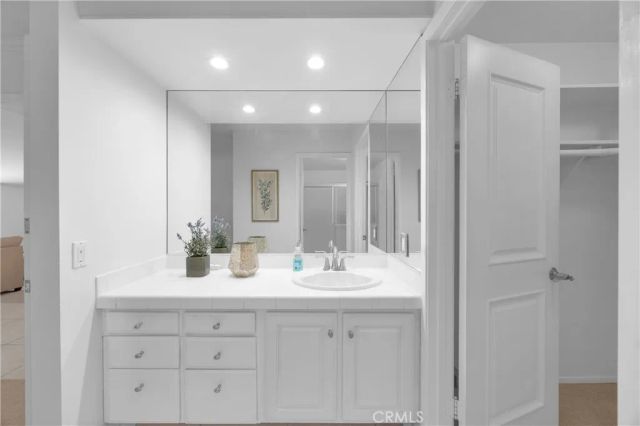 4183 Paseo De Plata, Cypress, CA 90630