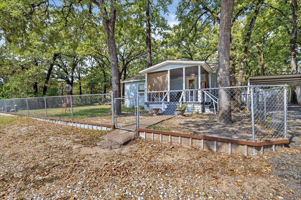 177 Hickory Trail, Gun Barrel City, TX 75156