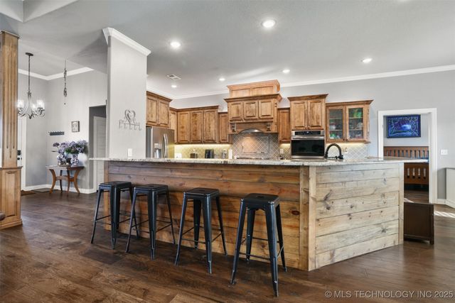 212 Paris Avenue, Durant, OK 74701