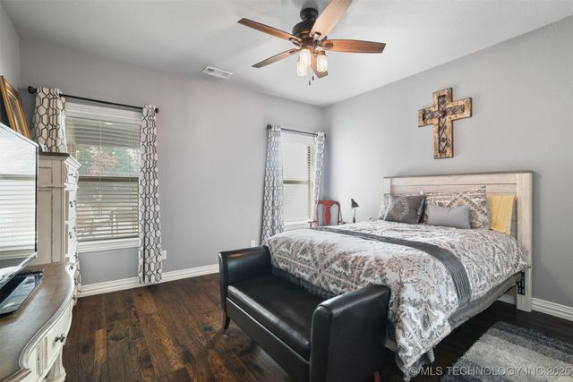 212 Paris Avenue, Durant, OK 74701