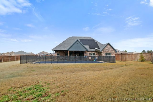 212 Paris Avenue, Durant, OK 74701