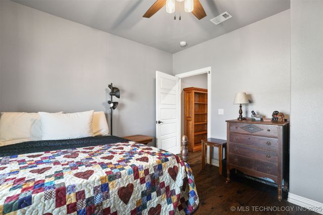 212 Paris Avenue, Durant, OK 74701