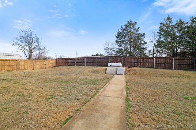 212 Paris Avenue, Durant, OK 74701