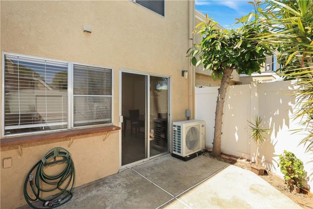 18 Heritage, Irvine, CA 92604