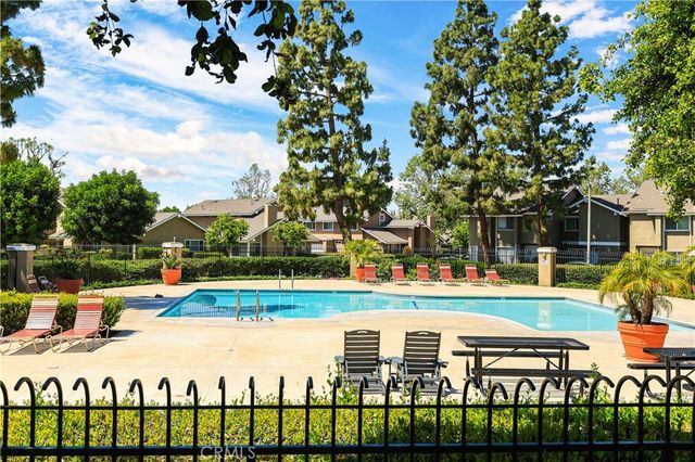 18 Heritage, Irvine, CA 92604