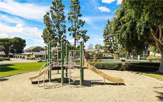 18 Heritage, Irvine, CA 92604