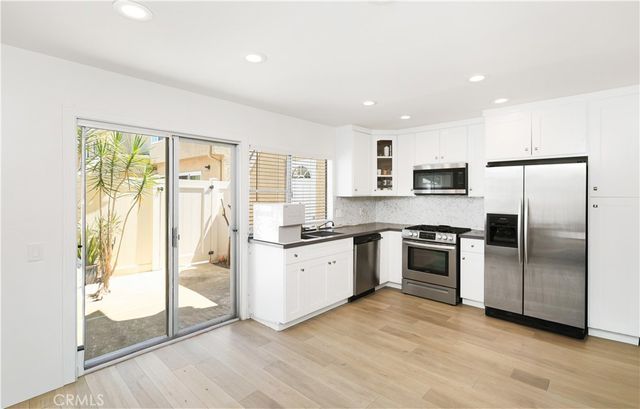 18 Heritage, Irvine, CA 92604