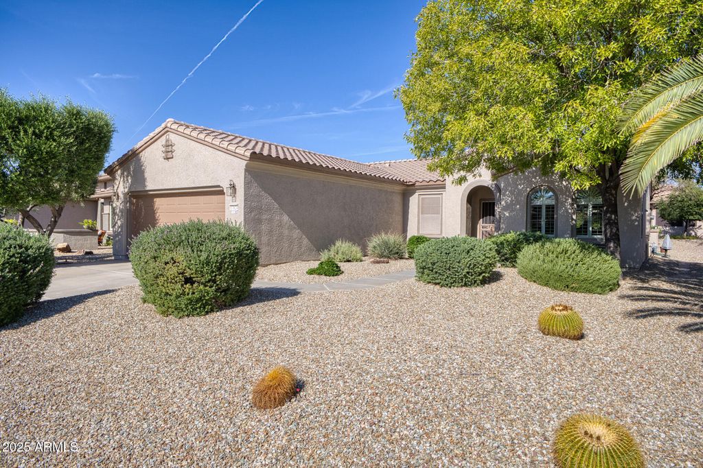 17824 W CALISTOGA Drive, Surprise, AZ 85387