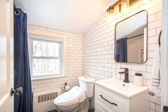 75 Tower Ave, Weymouth, MA 02190