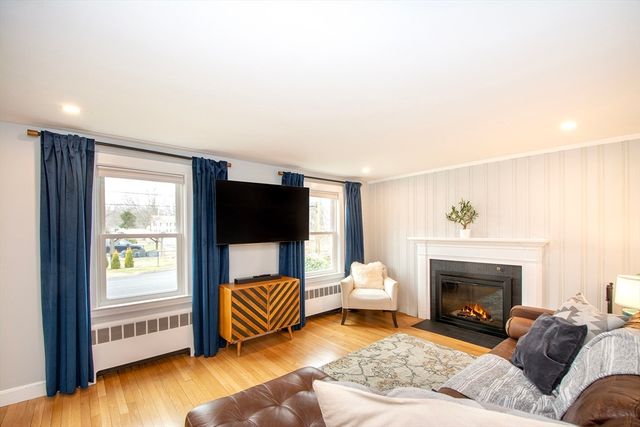 75 Tower Ave, Weymouth, MA 02190