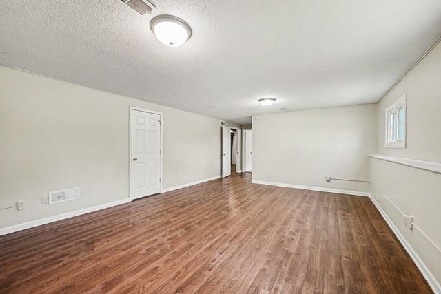 401 42nd Avenue NE, Minneapolis, MN 55421