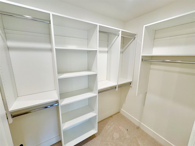 5940 Valley Point Drive, Caledonia, MI 49316