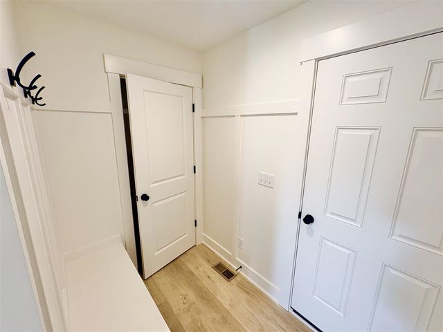 5940 Valley Point Drive, Caledonia, MI 49316