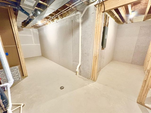 5940 Valley Point Drive, Caledonia, MI 49316