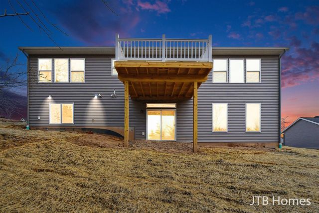 5940 Valley Point Drive, Caledonia, MI 49316