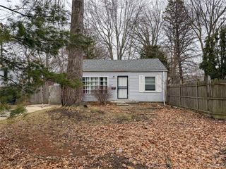 6142 Hereford Street, Detroit, MI 48224