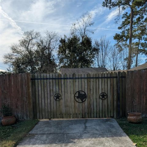 807 Poppets Way, Crosby, TX 77532