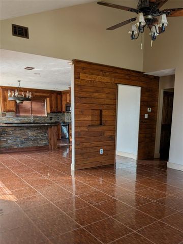 807 Poppets Way, Crosby, TX 77532