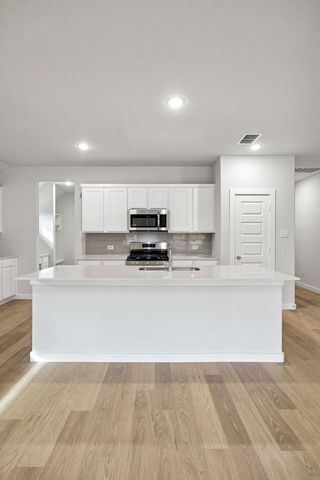 444 Hundred Acre Drive, Waxahachie, TX 75165