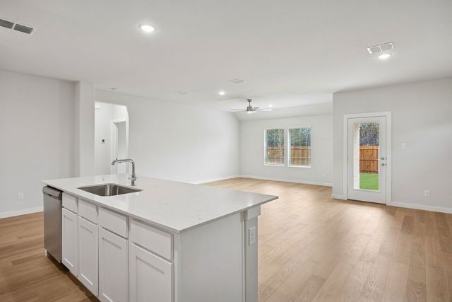 444 Hundred Acre Drive, Waxahachie, TX 75165