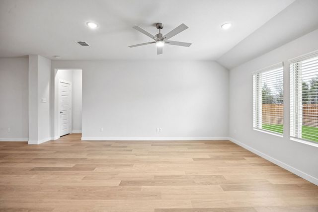 444 Hundred Acre Drive, Waxahachie, TX 75165