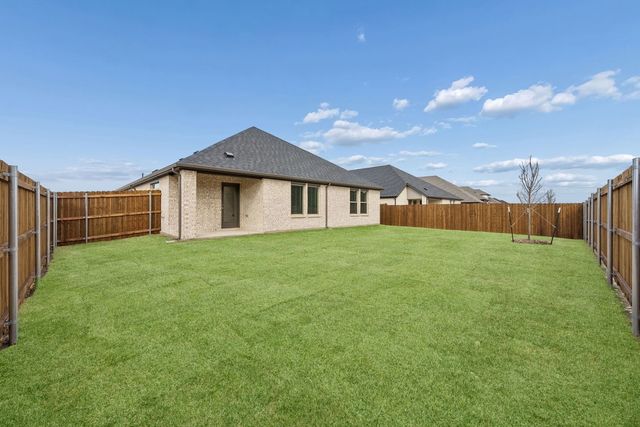 444 Hundred Acre Drive, Waxahachie, TX 75165