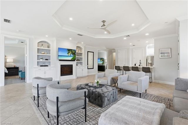 8777 Bellano CT 101, Naples, FL 34119