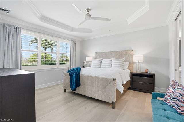 8777 Bellano CT 101, Naples, FL 34119