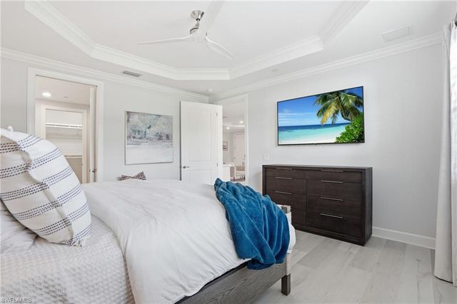 8777 Bellano CT 101, Naples, FL 34119