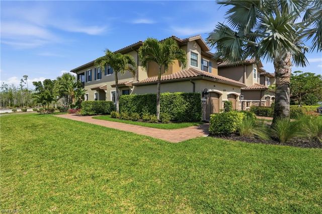 8777 Bellano CT 101, Naples, FL 34119