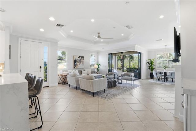 8777 Bellano CT 101, Naples, FL 34119