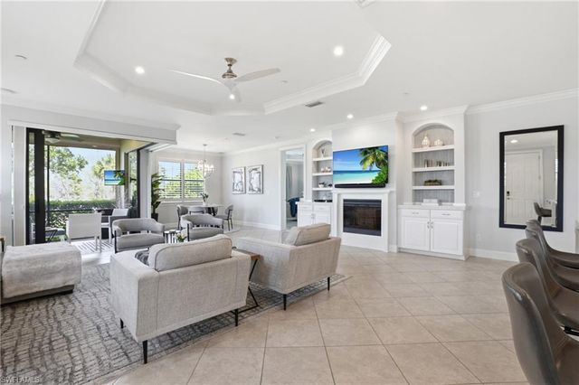 8777 Bellano CT 101, Naples, FL 34119