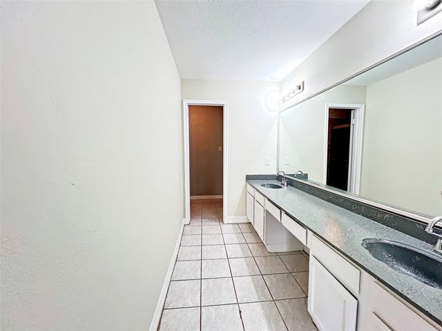 13546 Portobello Drive, Houston, TX 77083