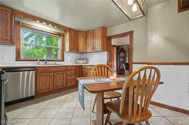 1911 Oriel Rogers Road, Girard, OH 44420