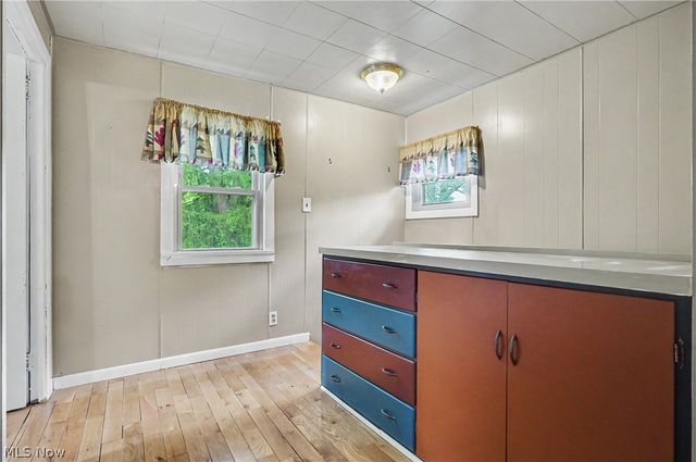 1911 Oriel Rogers Road, Girard, OH 44420