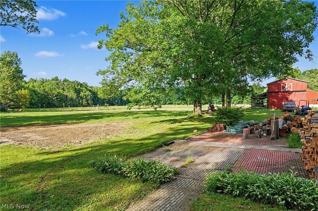 1911 Oriel Rogers Road, Girard, OH 44420
