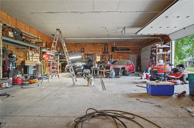 1911 Oriel Rogers Road, Girard, OH 44420