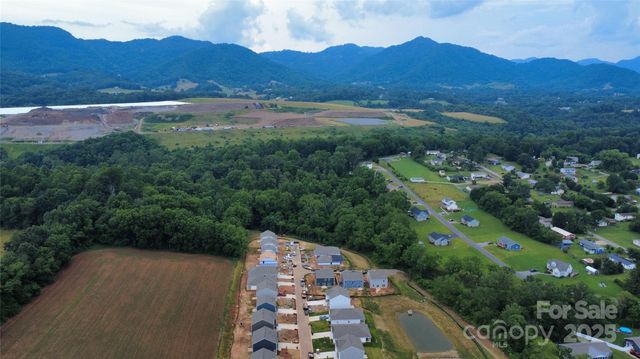 185 Callie River Court, Clyde, NC 28721