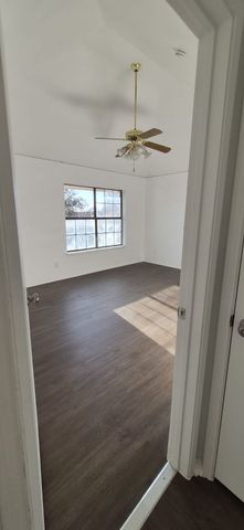 7000 Bentley Avenue, Fort Worth, TX 76137