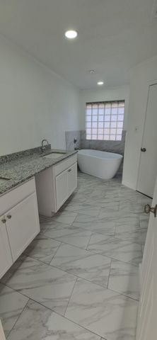 7000 Bentley Avenue, Fort Worth, TX 76137