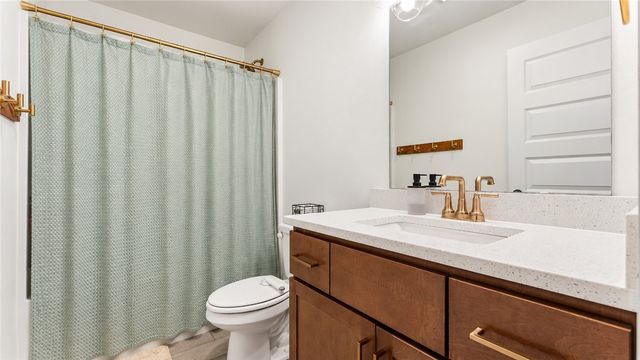 141 Keaton Street, Prairie Grove, AR 72753